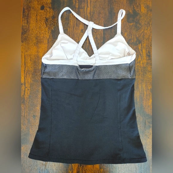 ALO Yoga/Pilates top Size XS - Picture 12 of 13